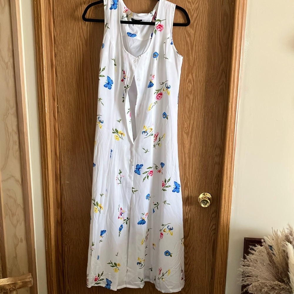Floral Sleeveless Maxi Dress